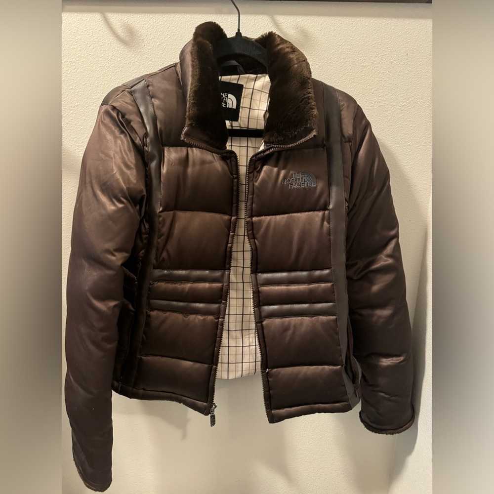 The North Face Women’s 550 QUILTED DOWN PUFFER